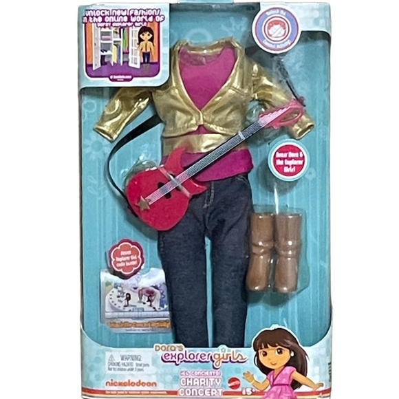 Dora's Explorer Girls Charity Concert Accessory Set NEW! By Mattel - Picture 1 of 3